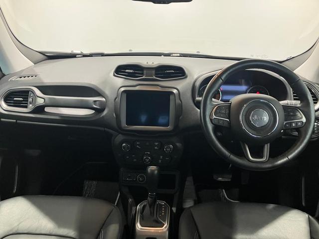 ジープ・レネゲード リミテッド　認定中古車保証　整備付　レザーシート　シートヒーター　純正ナビ　バックカメラ　アダプティブクルーズコントロール　ＥＴＣ（17枚目）