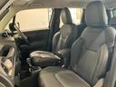 シートヒーターも装備しております。