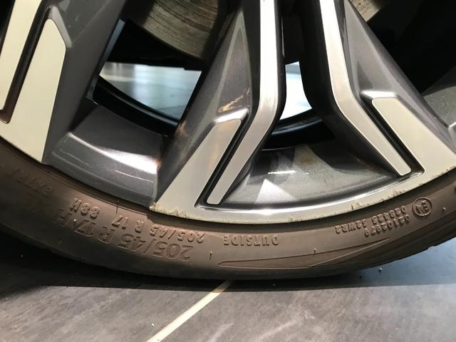 ルーテシア インテンス　テックパック　ＥＴＣ，ドライブレコーダー，ＢＯＳＥスピーカー，スマートフォンワイヤレスチャージャー（25枚目）