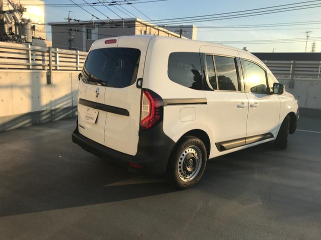 カングー クレアティフ ディーゼルモデル ワンオーナー/ETC/ドライブレコーダー付き(5枚目)