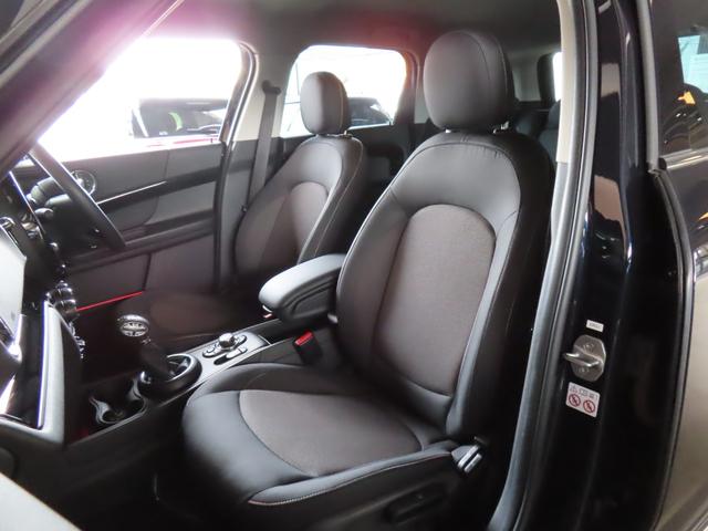 ＭＩＮＩ クーパーＤ　クロスオーバー　認定中古車／Ｂｌｕｅｔｏｏｔｈ／バックカメラ／電動テールゲート／純正ナビ／アンビエントライト／アナログメーター／ルーフレール（55枚目）