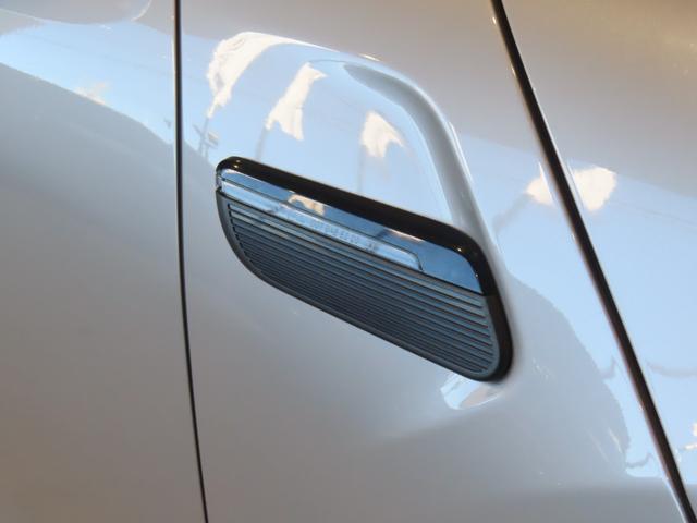 ＭＩＮＩ クーパーＤ　クラシック・トリム　認定中古車／純正ナビ／純正バックカメラ／Ｂｌｕｅｔｏｏｔｈ／ユニオンジャックテールライト／アンビエントライト／ブラックルーフ／２トーンカラー（19枚目）