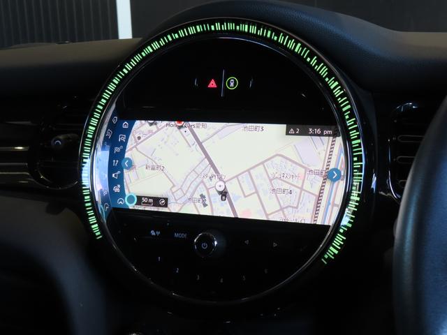 ＭＩＮＩ クーパーＤ　クラシック・トリム　認定中古車／純正ナビ／純正バックカメラ／Ｂｌｕｅｔｏｏｔｈ／ユニオンジャックテールライト／アンビエントライト／ブラックルーフ／２トーンカラー（35枚目）