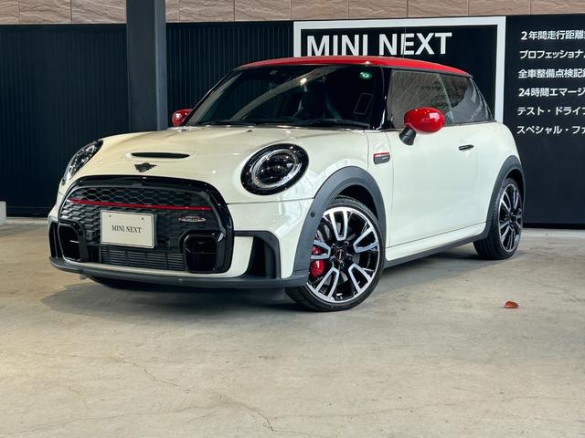 MINI ジョンクーパーワークス ジョンクーパーワークストリム アップルカープレイ搭載・Bluetooth接続・純正バックカメラ・ユニオンジャックテールランプ・レッドルーフ・認定中古車・コンフォートアクセス・AUTOライト・AUTOワイパー(9枚目)