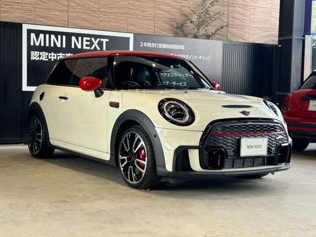MINI ジョンクーパーワークス ジョンクーパーワークストリム アップルカープレイ搭載・Bluetooth接続・純正バックカメラ・ユニオンジャックテールランプ・レッドルーフ・認定中古車・コンフォートアクセス・AUTOライト・AUTOワイパー(11枚目)