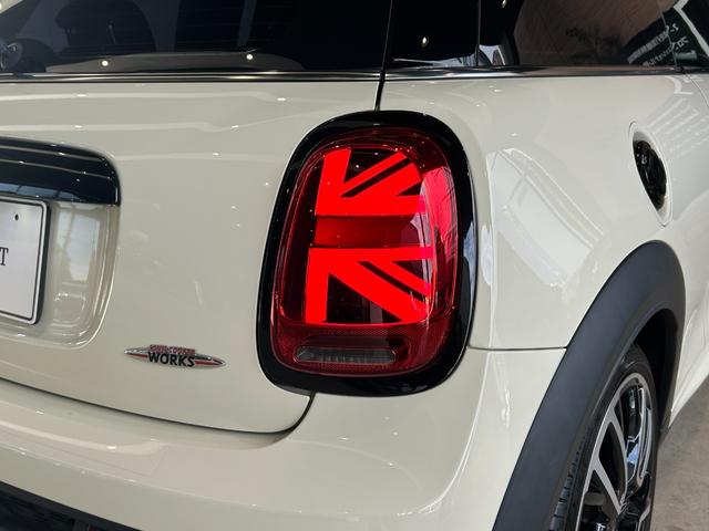 MINI ジョンクーパーワークス ジョンクーパーワークストリム アップルカープレイ搭載・Bluetooth接続・純正バックカメラ・ユニオンジャックテールランプ・レッドルーフ・認定中古車・コンフォートアクセス・AUTOライト・AUTOワイパー(23枚目)