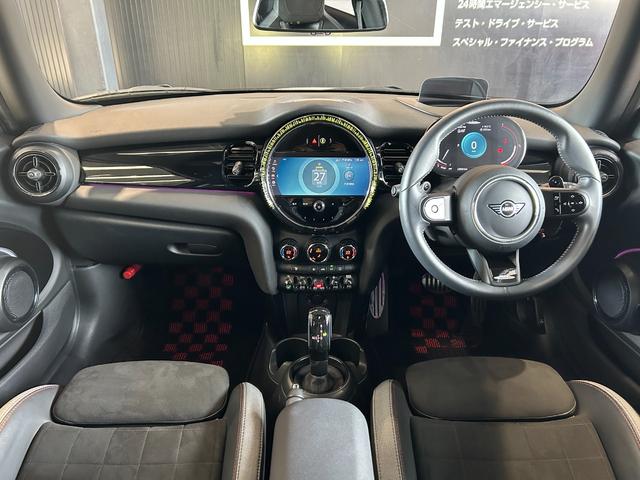 MINI ジョンクーパーワークス ジョンクーパーワークストリム アップルカープレイ搭載・Bluetooth接続・純正バックカメラ・ユニオンジャックテールランプ・レッドルーフ・認定中古車・コンフォートアクセス・AUTOライト・AUTOワイパー(30枚目)