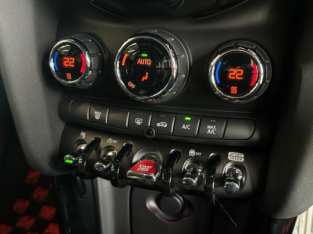 MINI ジョンクーパーワークス ジョンクーパーワークストリム アップルカープレイ搭載・Bluetooth接続・純正バックカメラ・ユニオンジャックテールランプ・レッドルーフ・認定中古車・コンフォートアクセス・AUTOライト・AUTOワイパー(40枚目)