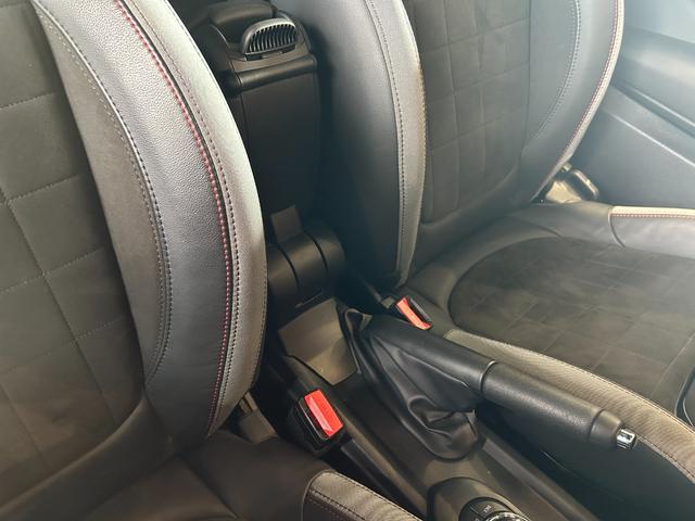 MINI ジョンクーパーワークス ジョンクーパーワークストリム アップルカープレイ搭載・Bluetooth接続・純正バックカメラ・ユニオンジャックテールランプ・レッドルーフ・認定中古車・コンフォートアクセス・AUTOライト・AUTOワイパー(45枚目)