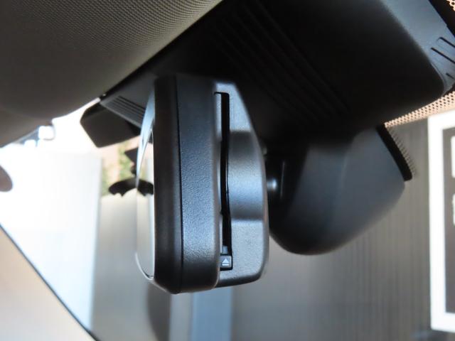 MINI クーパーC クラシック・トリム 認定中古車/純正ナビ/AppleCarPlay/AndroidAuto/LEDライト/純正バックカメラ/ETC2.0/純正ナビゲーションシステム/前後センサー/アダプティブクルーズコントロール(42枚目)