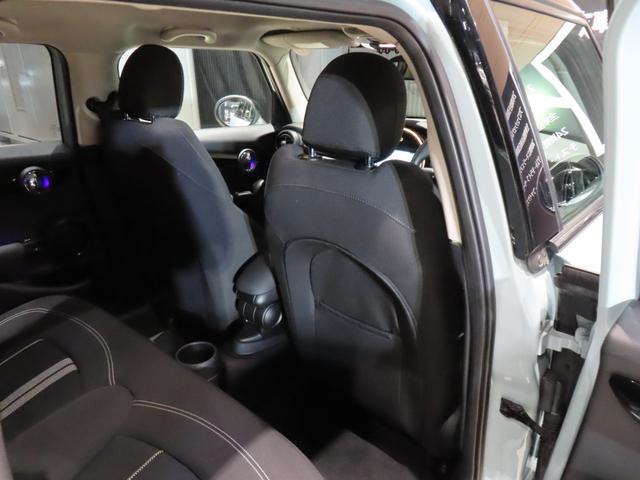ＭＩＮＩ アイスブルーブラックエディション　認定中古車／大人気アイスブルーエディション／ＭＴ車両／貴重車両／純正バックカメラ／ボンネットストライプ／アンビエントライト／Ｂｌｕｅｔｏｏｔｈ／純正ナビ／アクティブクルーズコントロール装備（67枚目）