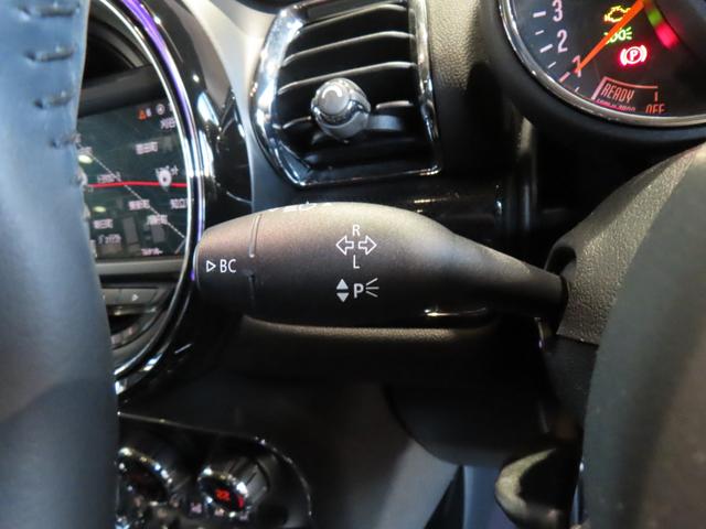 ＭＩＮＩ クーパーＤ　クラブマン　認定中古車／アダプティブクルーズコントロール／衝突軽減ブレーキ／純正ナビゲーション／純正バックカメラ／ＥＴＣ付／ＬＥＤヘッドライト／ＡＵＴＯライト／ＡＵＴＯワイパー／コンフォートアクセス（38枚目）