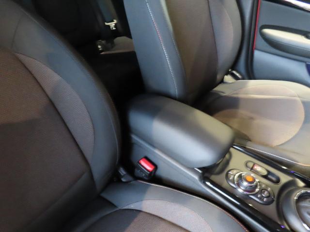 ＭＩＮＩ クーパーＤ　クラブマン　認定中古車／アダプティブクルーズコントロール／衝突軽減ブレーキ／純正ナビゲーション／純正バックカメラ／ＥＴＣ付／ＬＥＤヘッドライト／ＡＵＴＯライト／ＡＵＴＯワイパー／コンフォートアクセス（48枚目）