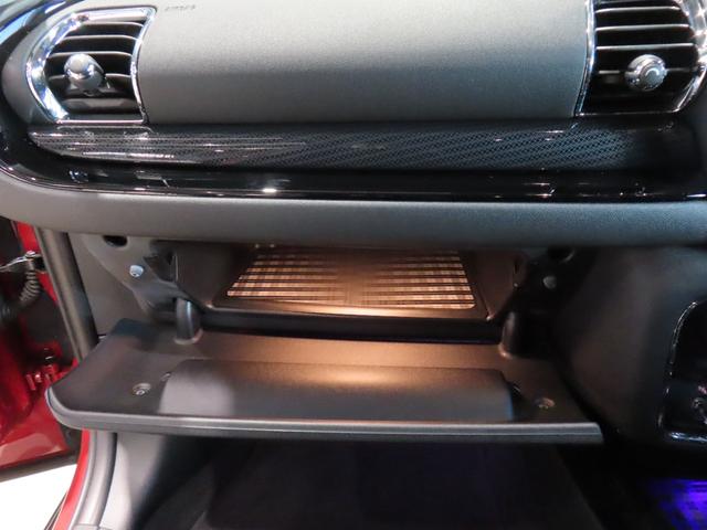 ＭＩＮＩ クーパーＤ　クラブマン　認定中古車／アダプティブクルーズコントロール／衝突軽減ブレーキ／純正ナビゲーション／純正バックカメラ／ＥＴＣ付／ＬＥＤヘッドライト／ＡＵＴＯライト／ＡＵＴＯワイパー／コンフォートアクセス（57枚目）