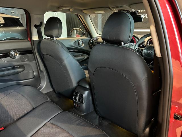 MINI クーパーD クラブマン クラシック・トリム 認定中古車/弊社下取り車/純正ナビ/デジタルスピードメーター/アダプティブクルーズコントロール/アンビエントライト/オートライト/バックカメラ/ETC一体型ルームミラー(65枚目)