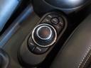 クーパーＤ　クラシック・トリム　認定中古車／純正ナビ／純正バックカメラ／Ｂｌｕｅｔｏｏｔｈ／ユニオンジャックテールライト／アンビエントライト／ブラックルーフ／２トーンカラー（40枚目）