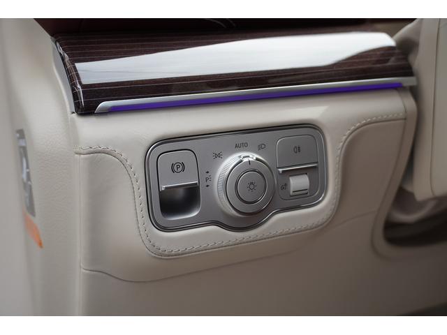 GLS GLS600 4マチック 正規ディーラー車 社外エアロ 社外ホイール ローダウン パノラミックサンルーフ ブルメスターサウンド リアエンターテイメント アンビエントライト レーダーセーフティー リラクゼーション機能(34枚目)