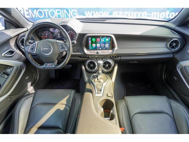 シボレーカマロ ＳＳ　６．２Ｌ　新品ＦＯＲＧＩＡＴＯホイール　ブレンボブレーキ　ローダウン　ルーバー　前後ＬＥＤサイドマーカー　ＢＯＳＥサウンド　カープレイ　ＨＵＤ　シートヒーター　シートクーラー　リアカメラミラー（17枚目）