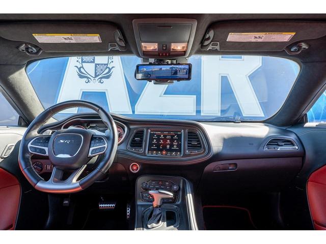 ダッジ・チャレンジャー SRT ヘルキャット ワイドボディ 中古並行 社外ワンオフマフラー アイバッハダウンサス 純正マフラーサス有 社外デジタルインナーミラー ハーマンカードンサウンド レッドラグナレザーシート 純正20インチAW サンルーフ(39枚目)