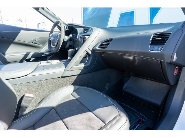 シボレーコルベット Z06 コンバーチブル 正規ディーラー車 実走行 コンバーチブル 6.2L スーパーチャージャー V8 LT4エンジン カーボンボディパーツ フロントプロテクション マグネティックサスペンション 専用ホイール レーダー(16枚目)