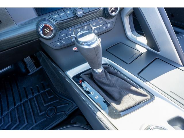 シボレーコルベット Z06 コンバーチブル 正規ディーラー車 実走行 コンバーチブル 6.2L スーパーチャージャー V8 LT4エンジン カーボンボディパーツ フロントプロテクション マグネティックサスペンション 専用ホイール レーダー(17枚目)