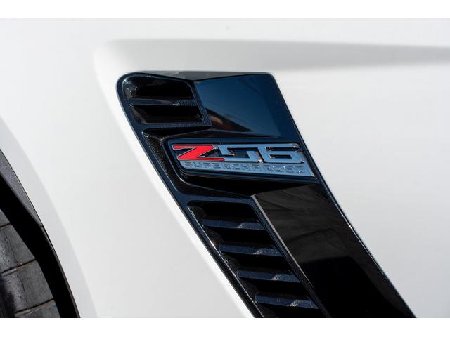 シボレーコルベット Z06 コンバーチブル 正規ディーラー車 実走行 コンバーチブル 6.2L スーパーチャージャー V8 LT4エンジン カーボンボディパーツ フロントプロテクション マグネティックサスペンション 専用ホイール レーダー(24枚目)