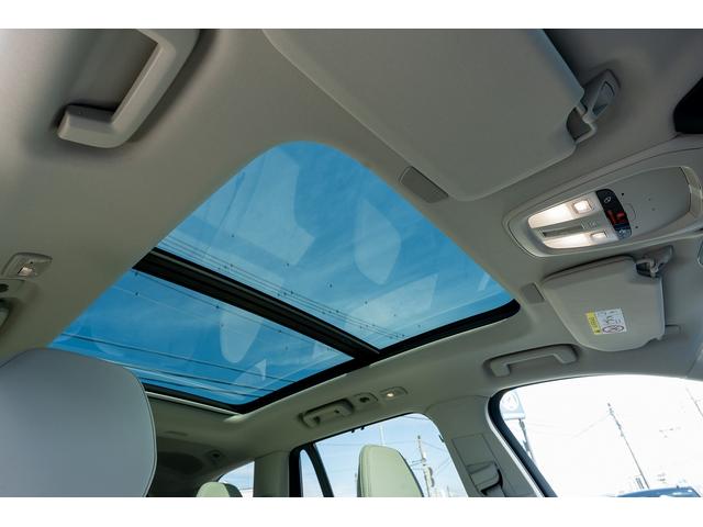 XC90 リチャージアルテメットT8AWDプラグインハイブリド Bowers&Wilkinsプレミアムサウンドオーディオサウンドシステム ヘッドアップディスプレイ ファインナッパレザー クリスタルシフトノブ パノラマサンルーフ(23枚目)