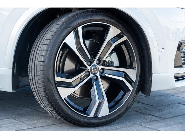 XC90 リチャージアルテメットT8AWDプラグインハイブリド Bowers&Wilkinsプレミアムサウンドオーディオサウンドシステム ヘッドアップディスプレイ ファインナッパレザー クリスタルシフトノブ パノラマサンルーフ(29枚目)
