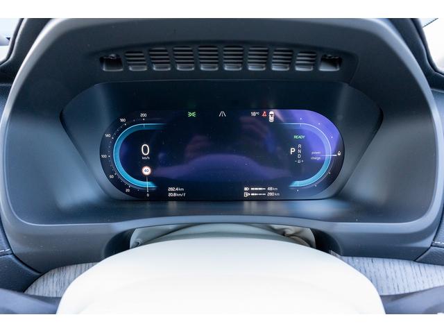 XC90 リチャージアルテメットT8AWDプラグインハイブリド Bowers&Wilkinsプレミアムサウンドオーディオサウンドシステム ヘッドアップディスプレイ ファインナッパレザー クリスタルシフトノブ パノラマサンルーフ(34枚目)