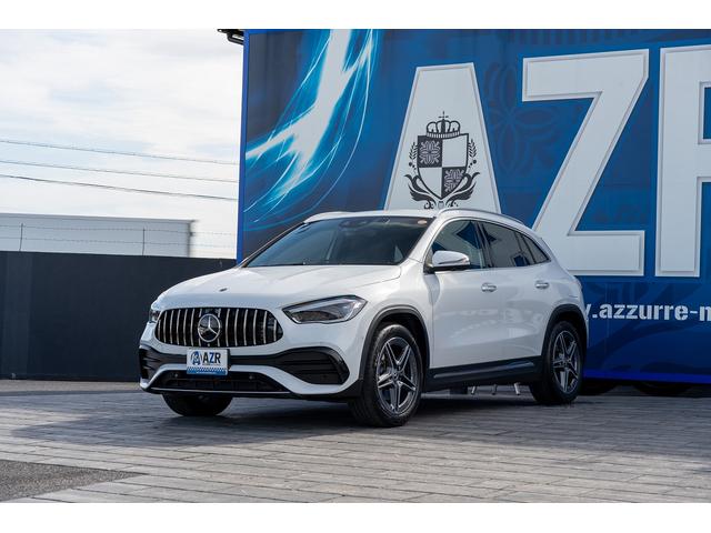 GLAクラス GLA200d 4マチック AMGラインパッケージ AMGライン デジタルホワイト 新車保証継承R8年9月迄 レザーDINAMICAシート 純正前後ドラレコ 社外グリル アンビエントライト レーダーセーフティPKG カーボン調インテリアトリム(7枚目)