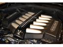 V12気筒エンジン6600ccですが、静粛性を追求されておりますので、非常にスムーズな加速、快適なドライブを演出してくれます!100km加速4.9秒という驚異のスペックです!