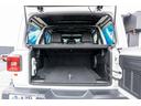 ルビコン３９２　６．４Ｌ　Ｖ８　ＨＥＭＩエンジン　パドルシフト　専用ショックアブソーバー　純正可変式マフラー　専用ホイール　純正２インチリフトアップ　スカイワンタッチパワートップ　電動サイドステップ　フロントカメラ　サイドカメラ（20枚目）