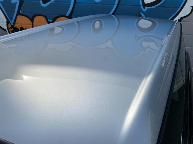 ＭＩＮＩ クーパー　クラブマン　Ｒ５５クーパー　２０１０年モデル　サーモケース＆ガスケット＆ＶＡＮＯＳセンサー＆Ｏ２センサーｅｔｃ交換済　Ｂｌｕｅｔｏｏｔｈ　ＬＥＤヘッドライト　ＥＴＣ　禁煙車　無事故車　修復歴無車　正規ディーラー車（9枚目）