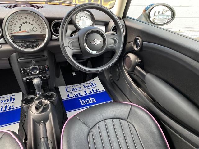 ＭＩＮＩ クーパー　Ｒａｙパッケージ　Ｒ５６最終モデルＲａｙパッケージ　ブラックアイＨＩＤ　ＣＡＢＡＮＡシートカバー　ＯＺ２５周年限定１６インチＡＷ　Ｂｌｕｅｔｏｏｔｈ　外部入力　ＥＴＣ　禁煙車　修復歴無車　無事故車　正規ディーラー車（42枚目）