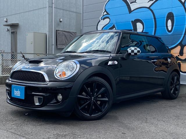ＭＩＮＩ クーパーＳ　Ｒ５６クーパーＳ後期モデル　ユニオンジャックテール　タイミングチェーン＆テンショナーｅｔｃ交換済　ハーフレザーシート　純正ＯＰ１７ブラックＡＷ　ＥＴＣ　禁煙車　無事故車　修復歴無車　正規ディーラー車（18枚目）