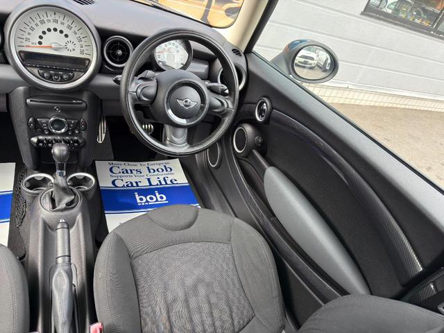 MINI クーパーS R56後期モデル サンルーフ アイスブルー 高圧ポンプ&O2センサー&VANOSセンサーetc交換済 純正オプション17インチブラックAW ETC 禁煙車 無事故車 修復歴無車 正規ディーラー車(42枚目)