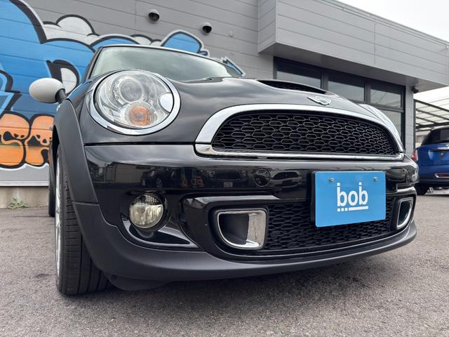 ＭＩＮＩ クーパーＳ　Ｒ５６クーパーＳ後期モデル　エンジン最終モデル　ＣＡＢＡＮＡシートカバー　ＶＡＮＯＳセンサーなと交換済　ＨＤＤナビ＆バックカメラ　１７インチＡＷ　ＥＴＣ　禁煙車　無事故車　修復歴無車　正規ディーラー車（30枚目）