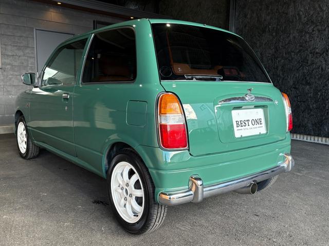 �J�X�^����A�t�^�[�p�[�c��t�����C�y�ɂ����k���������B