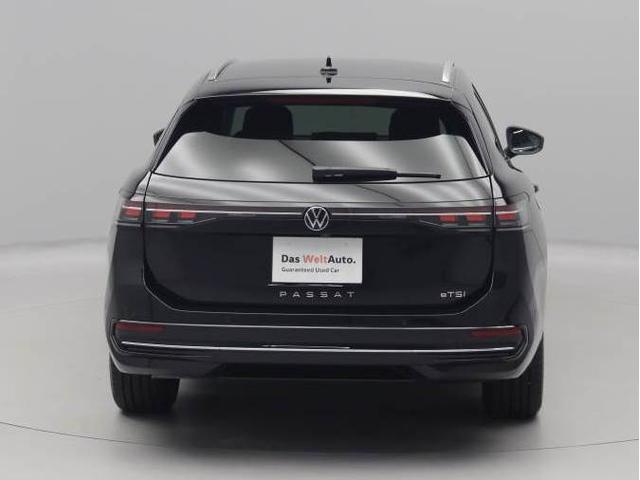パサート eTSI エレガンス 認定中古車 レザーシート パワーシート シートヒーター ベンチレーション DCC Pro アラウンドビューカメラ IQ.LIGHT パワーテールゲート(4枚目)