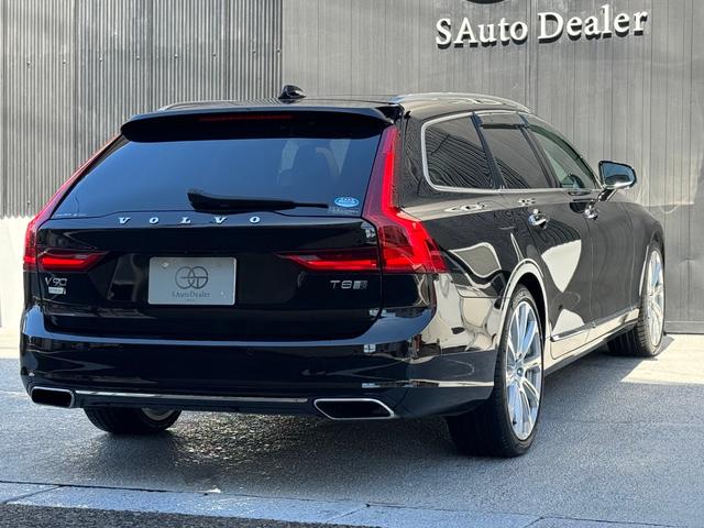 Ｖ９０ Ｔ８　ツインエンジン　ＡＷＤ　インスクリプション　禁煙車　Ｔ８ツインエンジンＡＷＤインスクリプション　ブラウンレザー　パノラマサンルーフ　パノラミックビュー　ベンチレーションシート　パワーリアゲート　ステアリングアシスト付ＢＬＩＳ　ＬＥＤデイライト（8枚目）