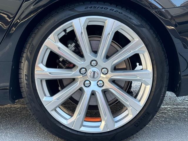 Ｖ９０ Ｔ８　ツインエンジン　ＡＷＤ　インスクリプション　禁煙車　Ｔ８ツインエンジンＡＷＤインスクリプション　ブラウンレザー　パノラマサンルーフ　パノラミックビュー　ベンチレーションシート　パワーリアゲート　ステアリングアシスト付ＢＬＩＳ　ＬＥＤデイライト（30枚目）