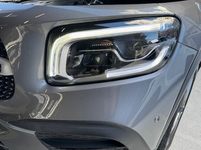 GLB GLB200d 4マチック AMGLine NavigationPackage パノラマサンルーフ パノラミックビュー ワイドナビ&コクピットディスプレイ BSM ACC アンビエント ステアリングアシスト マルチビームLED(12枚目)