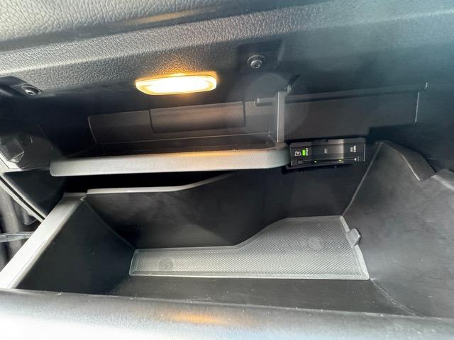 GLB GLB200d 4マチック AMGLine NavigationPackage パノラマサンルーフ パノラミックビュー ワイドナビ&コクピットディスプレイ BSM ACC アンビエント ステアリングアシスト マルチビームLED(26枚目)