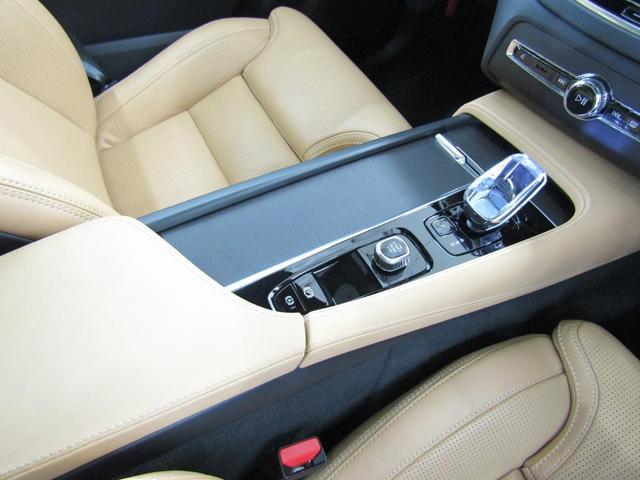 XC90 ウルトラ B5 AWD Google搭載 純正ドライブレコーダー装着 エアサスペンション付 前後シートヒーター 全車速追従クルーズコントロール パイロットアシスト 360度ビューモニター(29枚目)