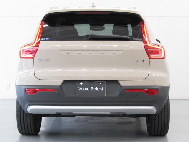 XC40 ウルトラ B4 AWD 弊社試乗車 Google搭載 前後シートヒーター 全車速追従クルーズコントロール パイロットアシスト 360度ビューモニター(10枚目)