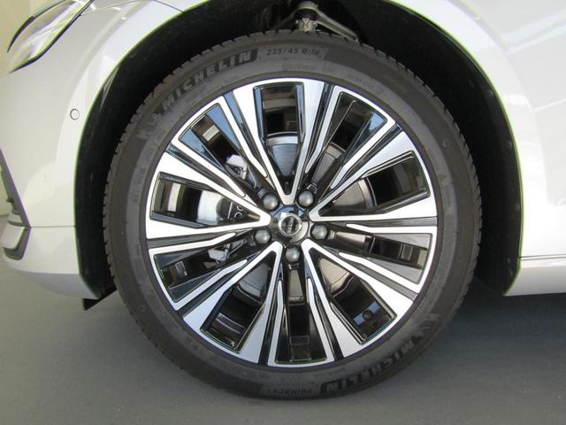 V60 ウルトラ B4 弊社試乗車 Google搭載 前後シートヒーター 全車速追従クルーズコントロール パイロットアシスト 360度ビューモニター(13枚目)
