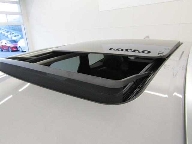 ＸＣ６０ ウルトラ　Ｂ５　ＡＷＤ　弊社試乗車　Ｇｏｏｇｌｅ搭載　前後シートヒーター　全車速追従クルーズコントロール　パイロットアシスト　３６０度ビューモニター（17枚目）