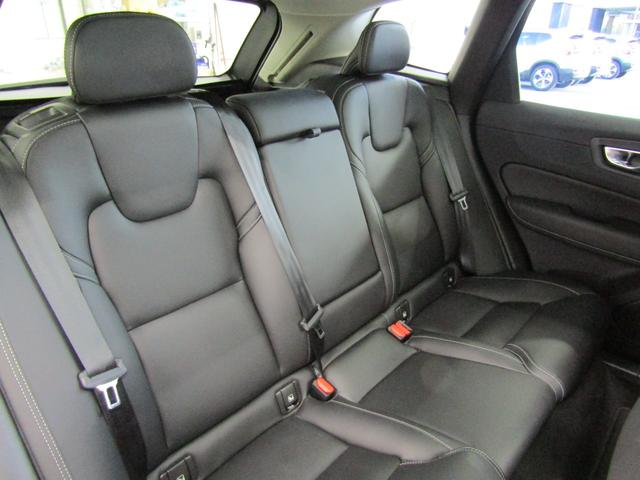ＸＣ６０ ウルトラ　Ｂ５　ＡＷＤ　弊社試乗車　Ｇｏｏｇｌｅ搭載　前後シートヒーター　全車速追従クルーズコントロール　パイロットアシスト　３６０度ビューモニター（25枚目）