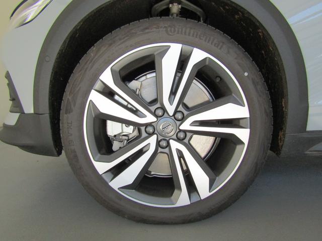 Ｖ６０ クロスカントリー　ウルトラ　Ｂ５　ＡＷＤ　弊社試乗車　Ｇｏｏｇｌｅ搭載　前席シートヒーター　全車速追従クルーズコントロール　パイロットアシスト　３６０度ビューモニター（13枚目）