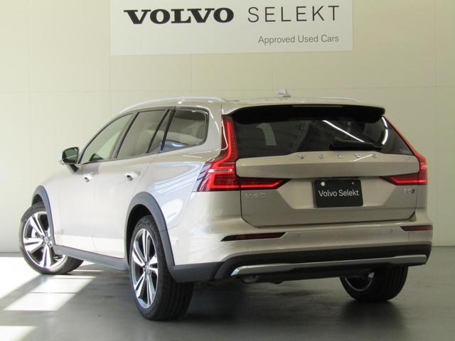 V60 クロスカントリー ウルトラ B5 AWD 弊社試乗車 Google搭載 前席シートヒーター 全車速追従クルーズコントロール パイロットアシスト 360度ビューモニター(8枚目)